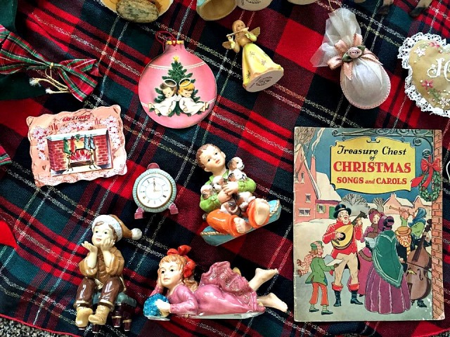 Christmas Collection | Christmas in Full Swing | NewlyWeddedWurl.Wordpress.com